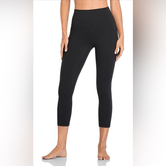 Fabletics Pants - Fabletics Define PowerHold Mid-Rise Capri Leggings, NEW, Women’s Size Medium